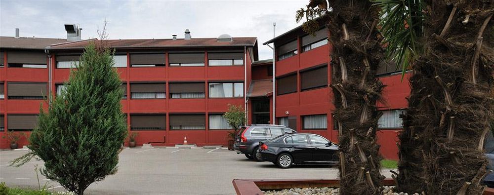 Kyriad Lyon Est - Genas Eurexpo Exteriör bild